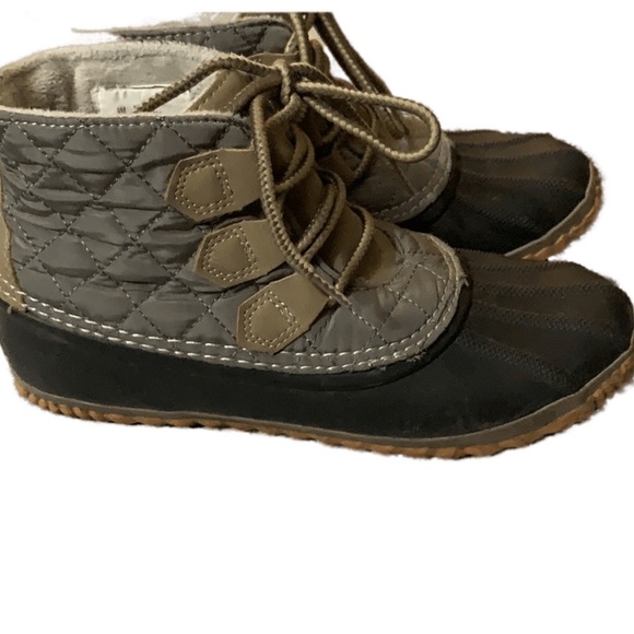 JBU Shoes - WINTER CLEARANCE ❄️JBU DUCK WATER RUBBER BOOTS, SZ 8 Women’s